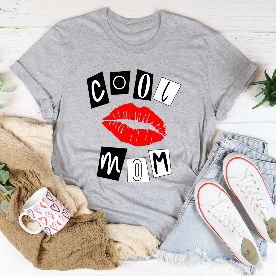 Cool Mom Lips T-Shirt-1