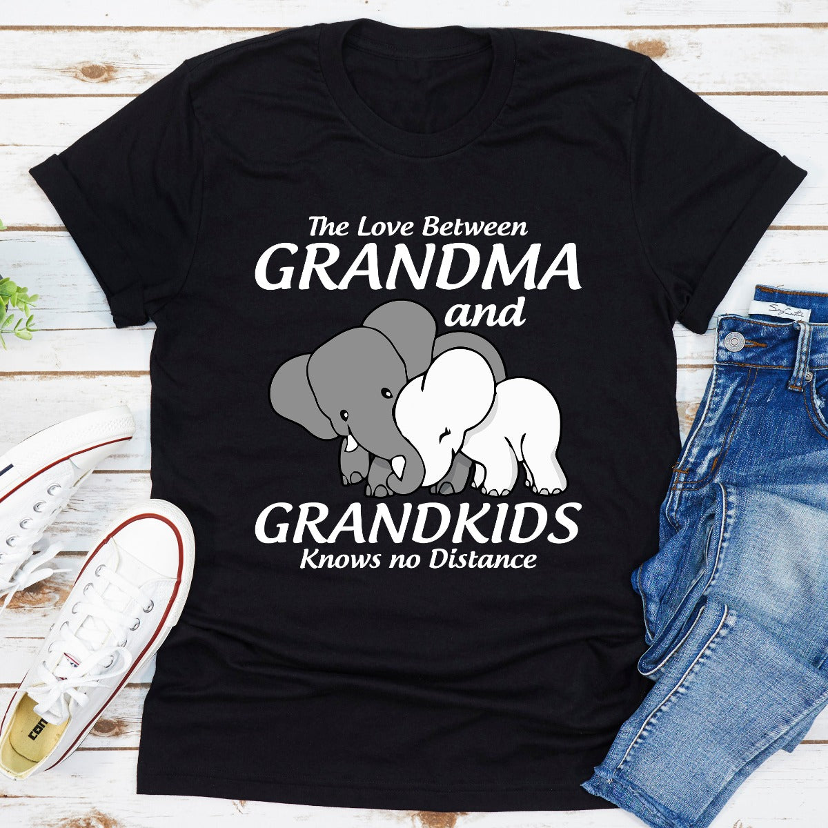 The Love Between Grandma And Grandkids Knows No Distance T-Shirt-6